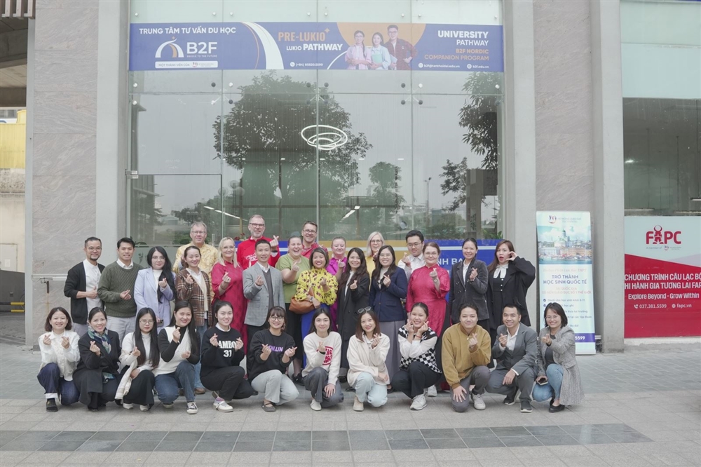 ĐOÀN HIỆU TRƯỞNG PHẦN LAN CHÍNH THỨC THĂM VÀ LÀM VIỆC CÙNG BLĐ HỆ THỐNG GIÁO DỤC TÂN THỜI ĐẠI